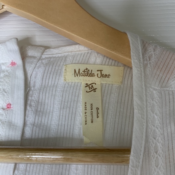 Matilda Jane Ecru Ruffled Sleeveless Blouse Lacy and Ruffles Women’s Medium - Picture 10 of 10